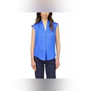 Michael Kors
Women's Cap Sleeve Jacquard V-Neck Satin Blouse